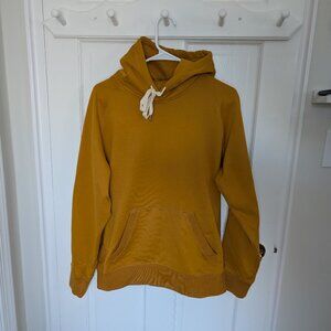 Spier and Mackay Sweatshirt - Goldenrod - Size Large